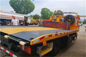 肇州附近拖车电话号码服务